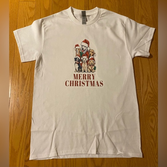 Brand new, custom, unisex Holiday Dog t-shirt - Picture 1 of 4